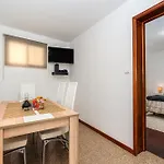 Atouguia House - Traditional House Ferienhaus *