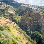 Atouguia House - Traditional House Calheta (Madeira)
