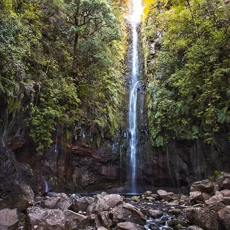 Сasa de vacaciones Atouguia House - Traditional House