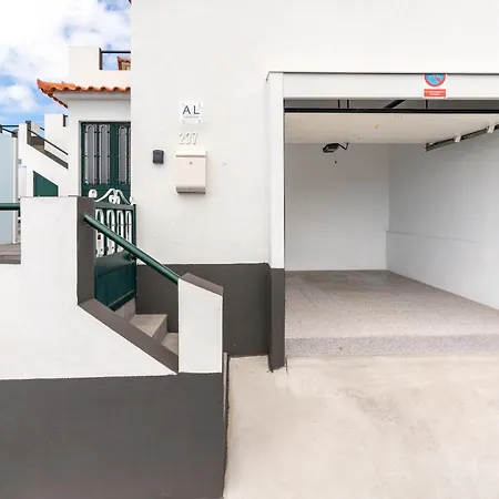 Atouguia House Prázdninový dům Calheta (Madeira)