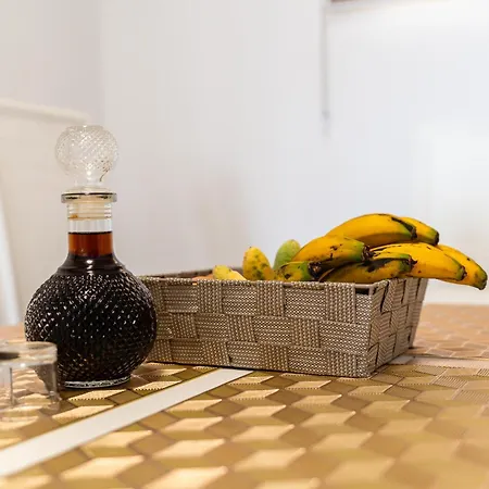 Atouguia House - Traditional House Calheta (Madeira)