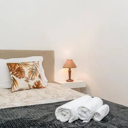 Atouguia House - Traditional House Сasa de vacaciones