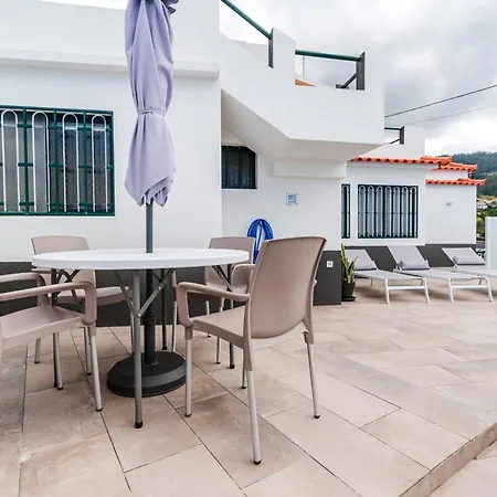 Holiday home Atouguia House *