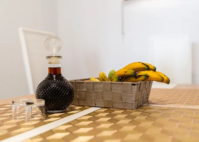 Atouguia House - Traditional House Calheta (Madeira)