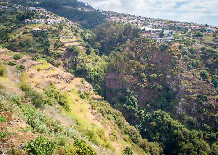 Atouguia House - Traditional House Calheta (Madeira)