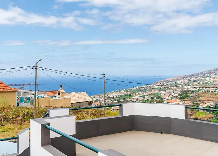 Atouguia House - Traditional House Feriehus Calheta (Madeira)