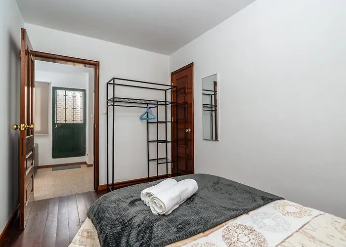 Atouguia House - Traditional House