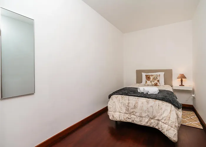 Feriehus Atouguia House - Traditional House Calheta (Madeira)